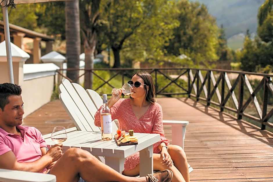 Le Pommier Wine Estate