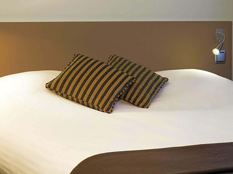 Residence Mercure Paris La Defense Grande Arche