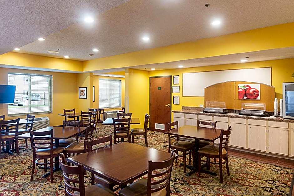 Quality Inn and Suites Westchase
