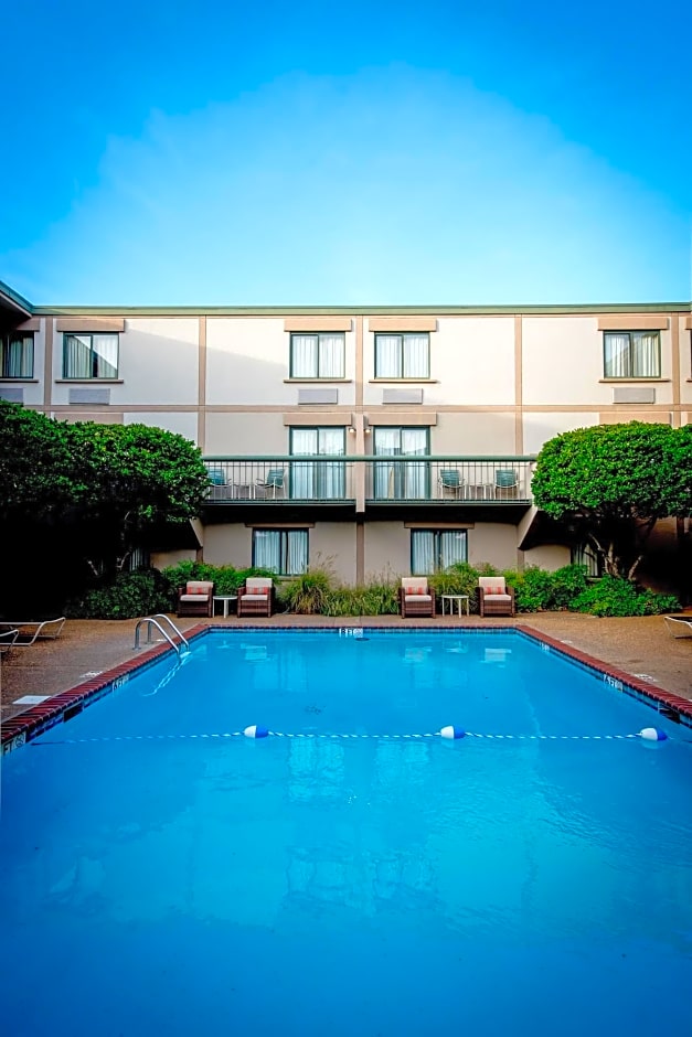 Cabot Lodge Jackson North