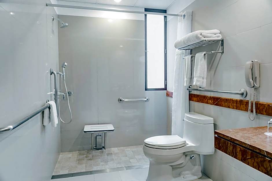 Costa del Sol Trujillo Centro