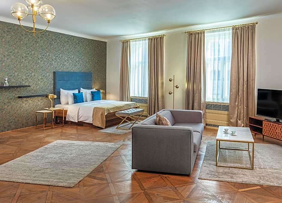 Golden Angel Suites by Adrez