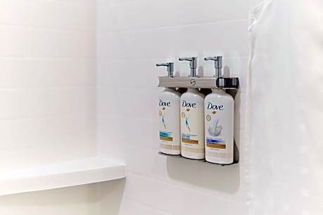 Premium Corner King Room with Shower