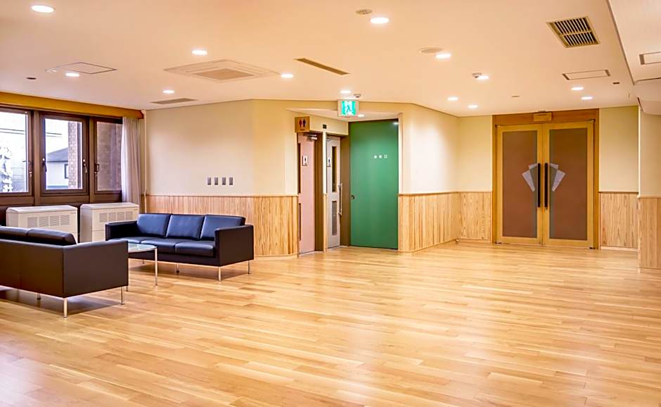 NARA Visitor Center and Inn