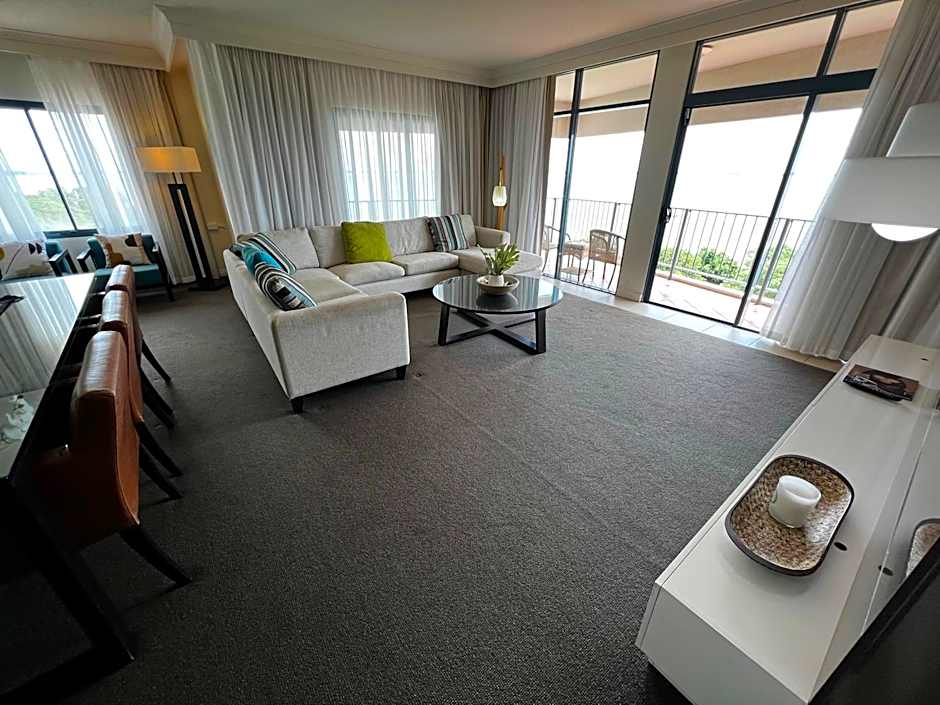 Darwin Esplanade Central Official