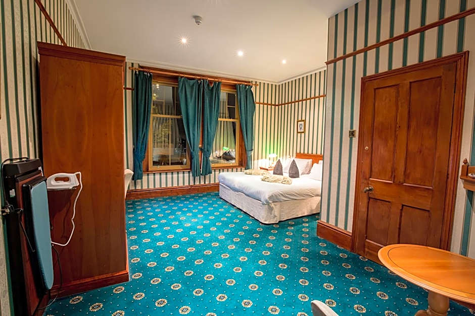 Harefield Manor Hotel