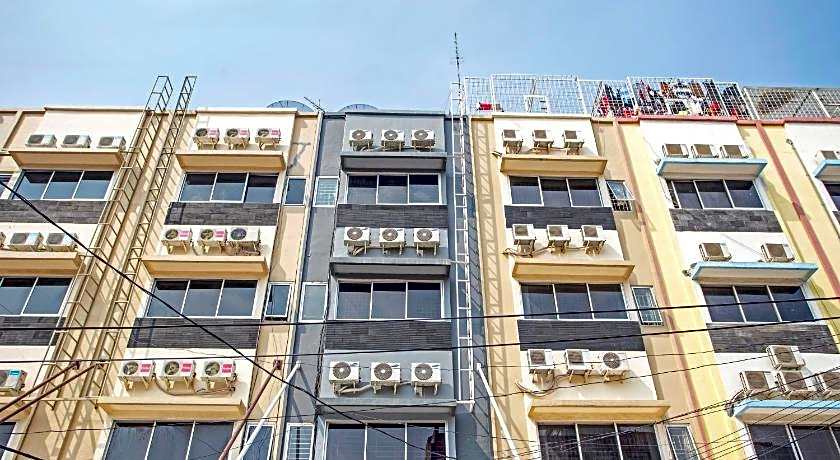 RedDoorz @ Mangga Besar 2