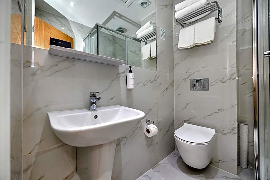 Queens Park Premier London Hyde Park