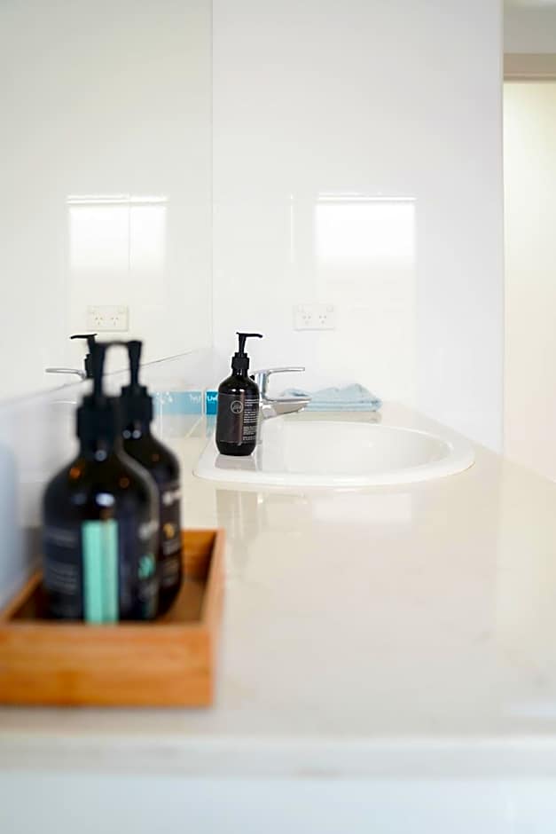 Villas on the Bay Kingscote