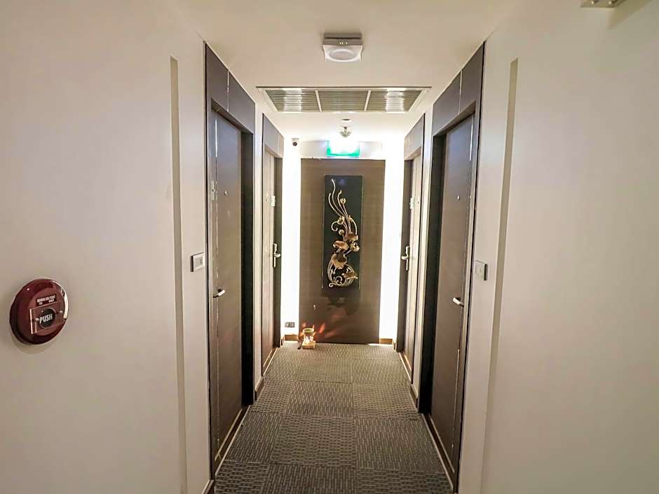 Sukhumvit Suites Hotel