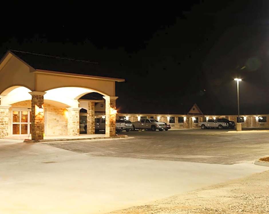 Eagle Ford Inn