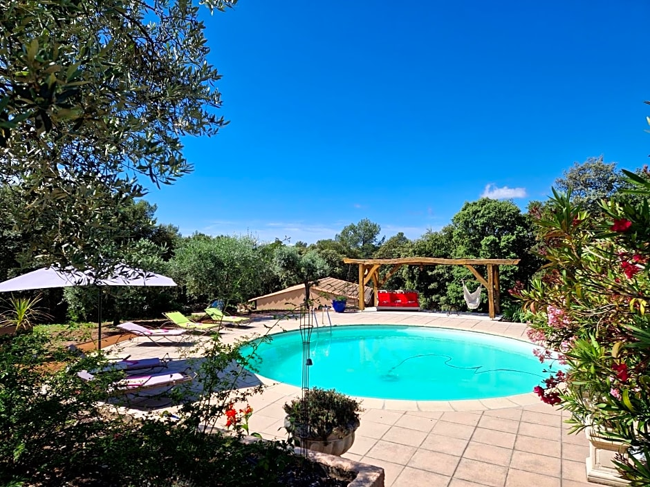 Le Petit Coin de Paradis