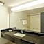 Oyster Bay Inn & Suites