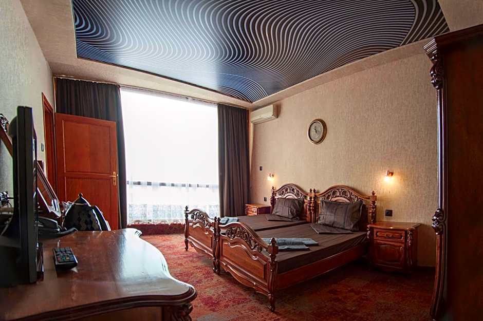 Mercury Hotel- All Inclusive