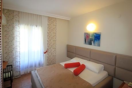 Room with Mountain View without Balcony