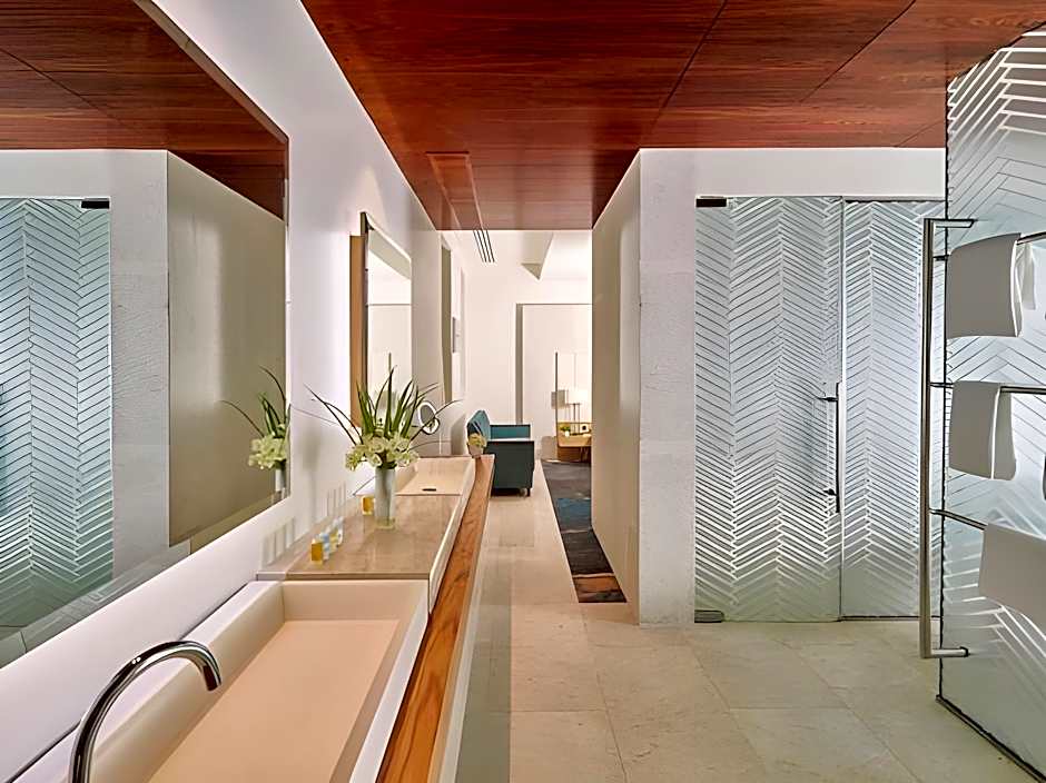 Aerotel Muscat - Airport Transit Hotel