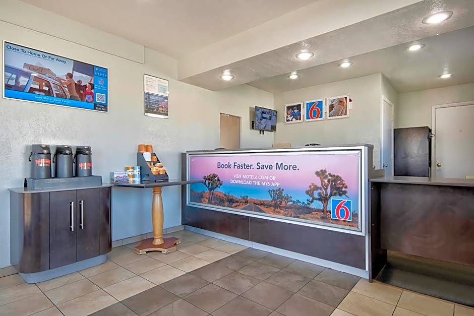 Motel 6-Albuquerque, NM - Carlisle