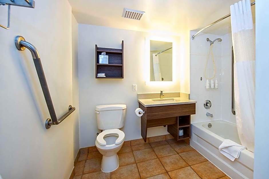 Grand Park Hotel & Suites Downtown Vancouver, Ascend Hotel Collection