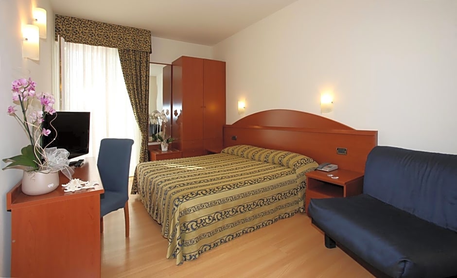 Hotel Santiago