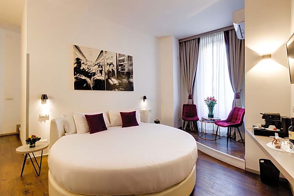 Piazza Farnese Luxury Suites