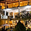 Queens Beach Hotel