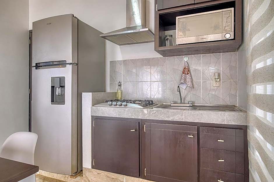 La Aurora Puerto Escondido