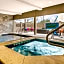 La Quinta Inn & Suites by Wyndham Waco Downtown - Baylor