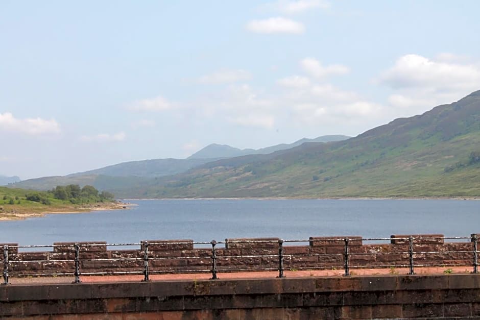 Loch Arklet House