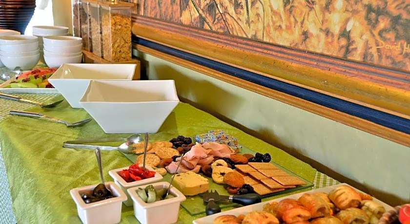 Motswiri Private Safari Lodge