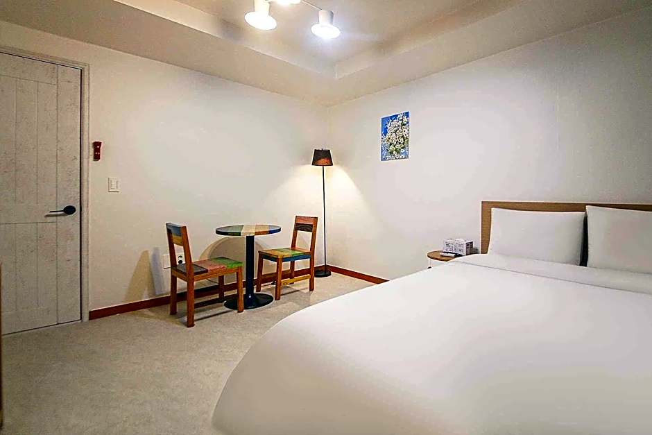 Gangneung Crystal Motel