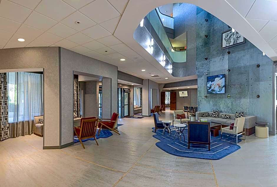 DoubleTree by Hilton Rockland, MA