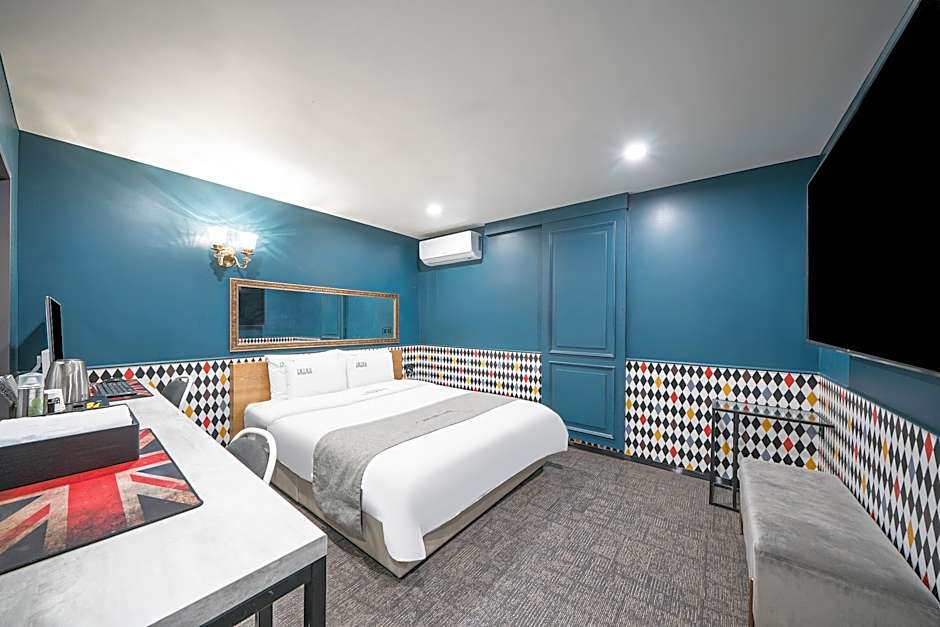 Jeonju Junghwasandong Hotel Intro