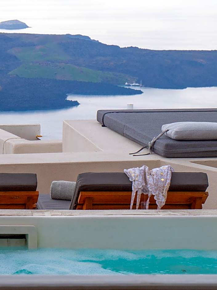 Caldera Cliff Illusion