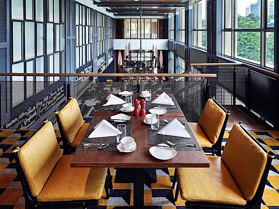 Sofitel Saigon Plaza Hotel