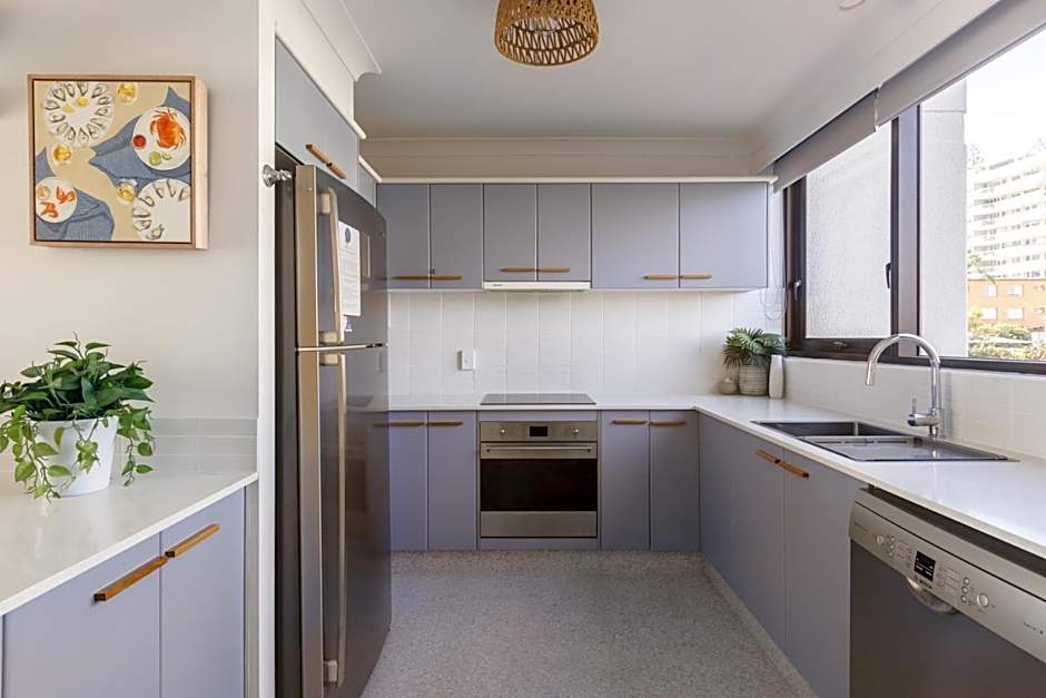 Columbia Beachfront Apartments on Rainbow Bay