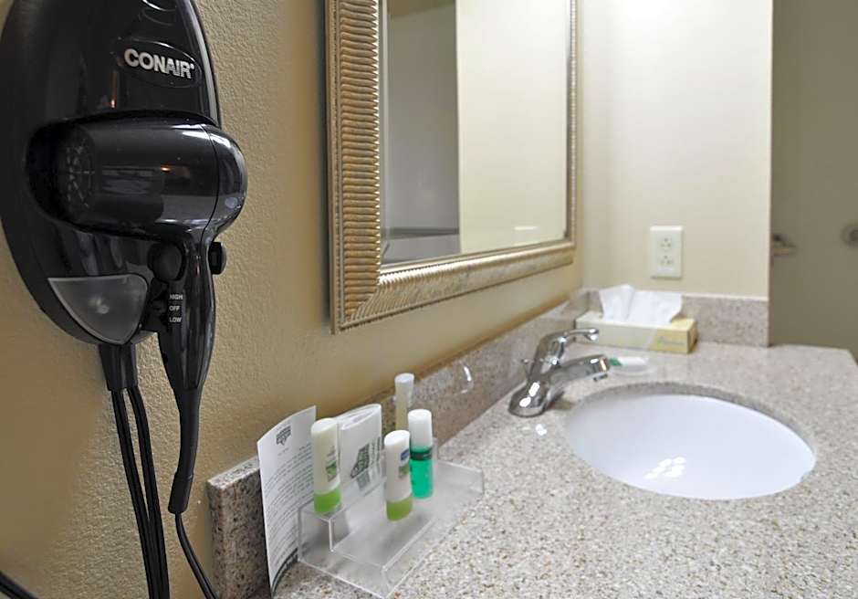 Country Inn & Suites by Radisson, Conway, AR