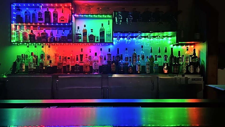 Agassiz Hotel and Restaurant - Under New Management