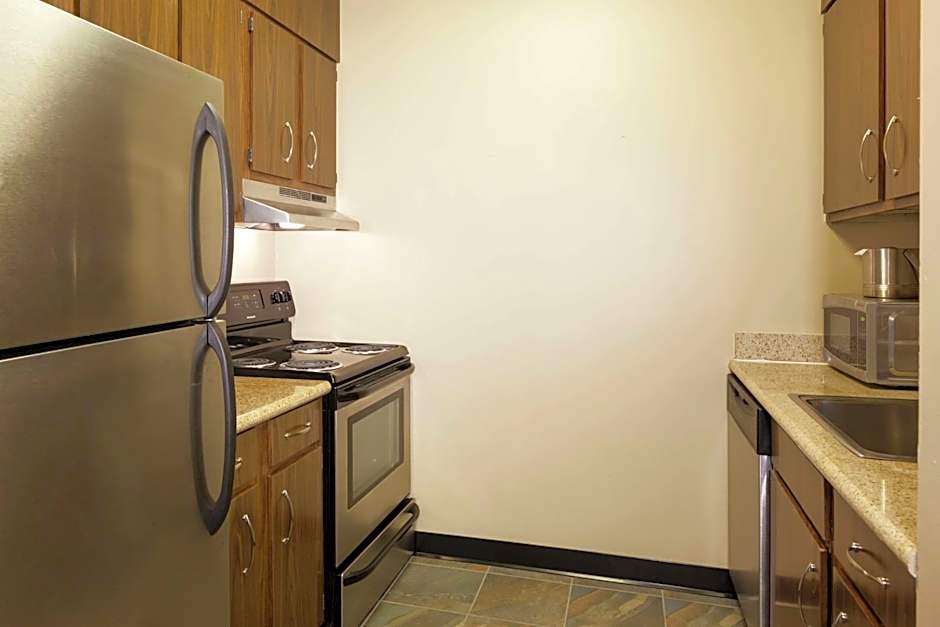 DoubleTree by Hilton Hotel & Suites Houston by the Galleria