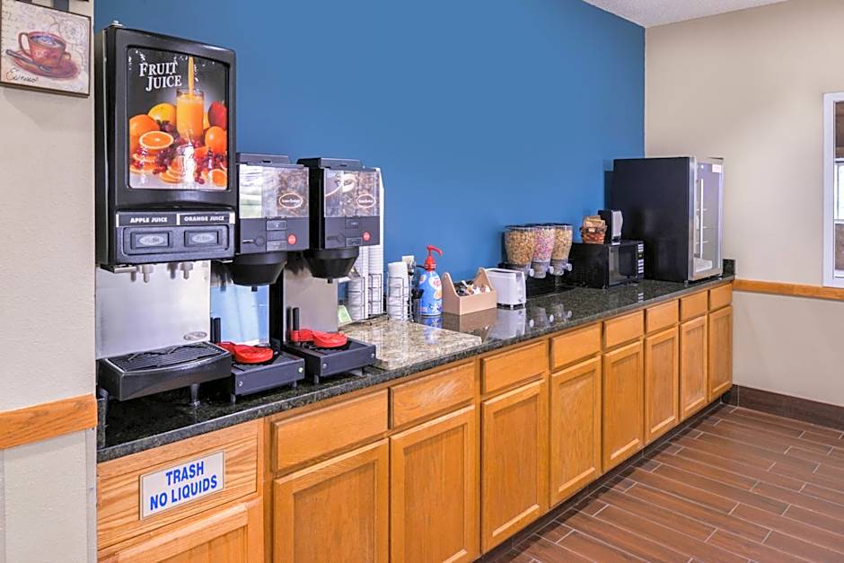 Regency Inn Geneseo IL I-80