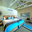 Little Kubu Lodge