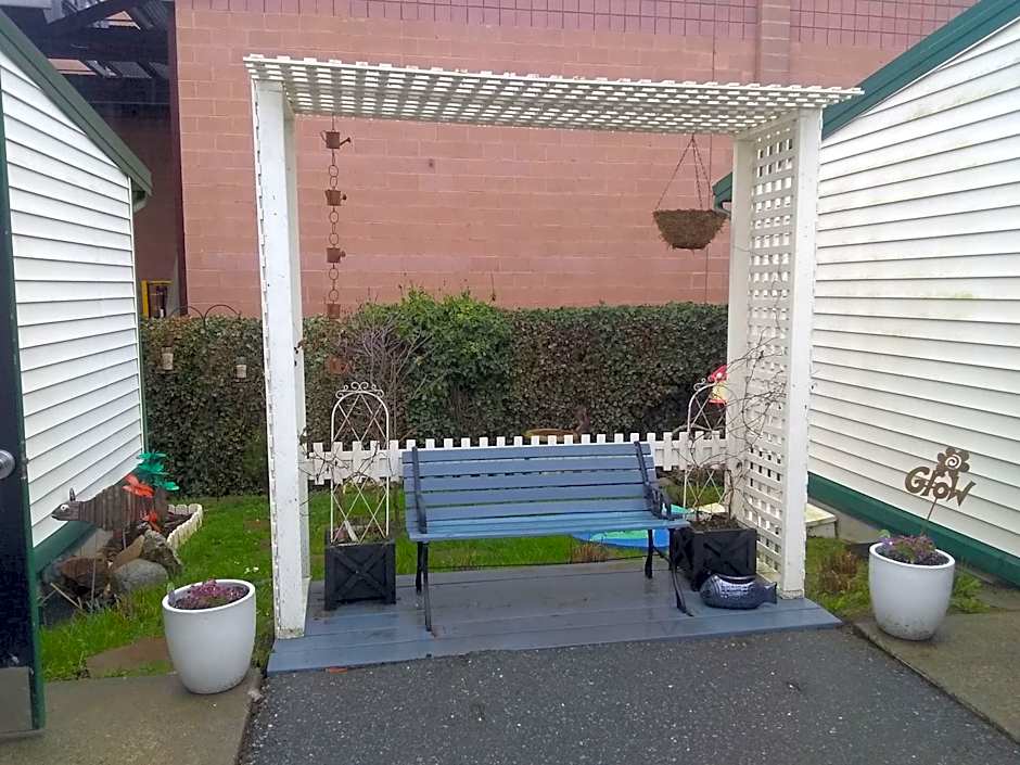 The Orca Inn