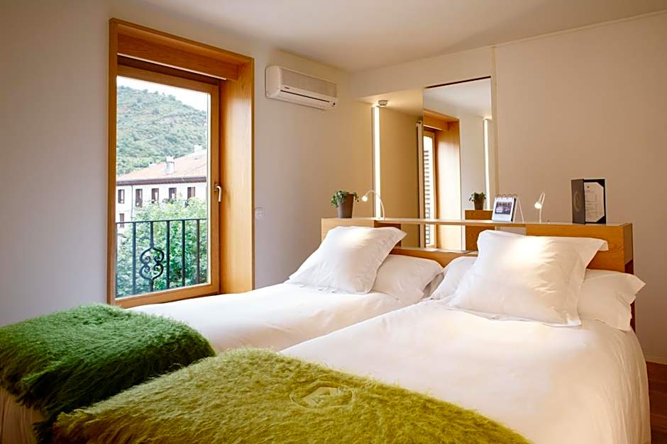 Hotel Echaurren Relais & Châteaux