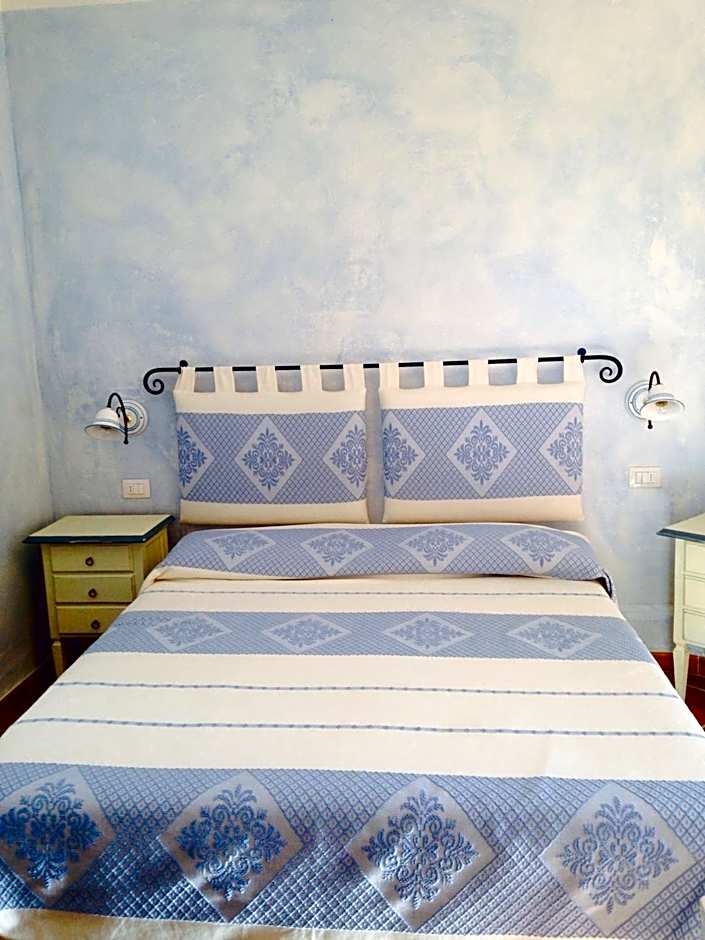 I Mari Di Gallura Suites and Rooms