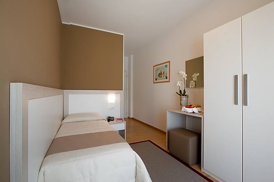 Hotel Canarie