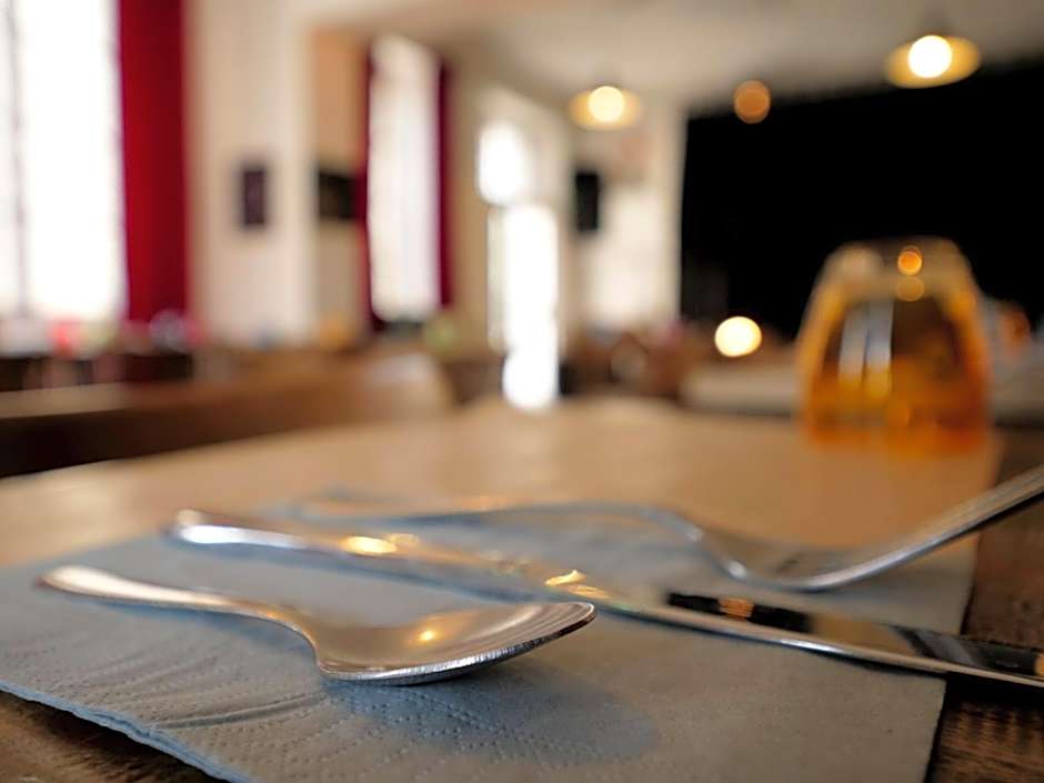 L'Alzire - Logis Auberge Culturelle