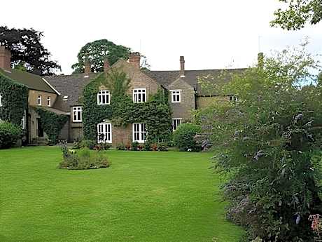 Newburgh House Bed & Breakfast