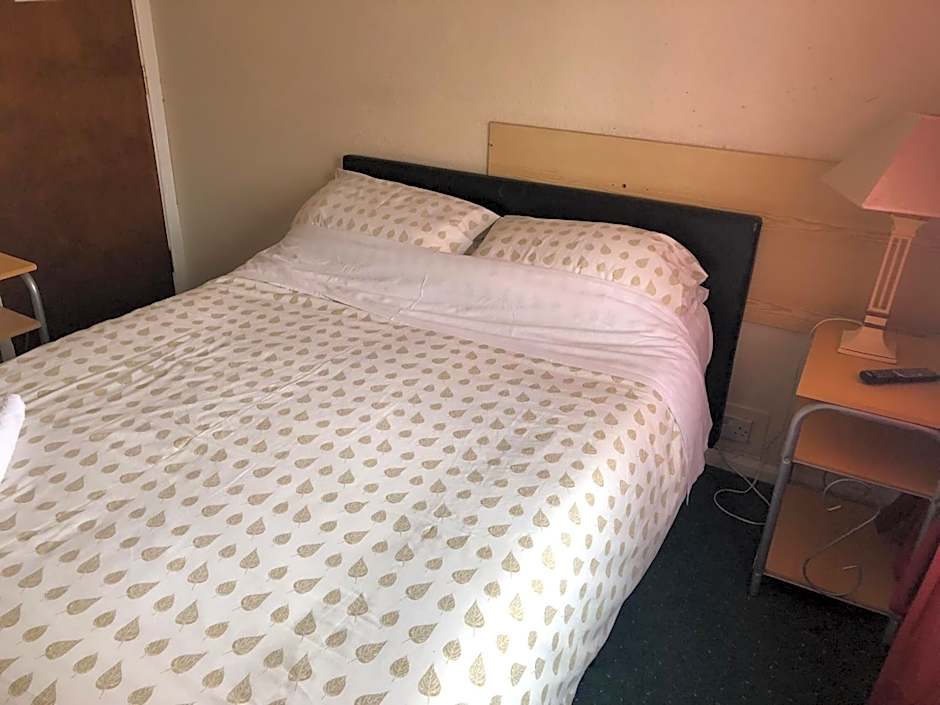 Charde Guest House