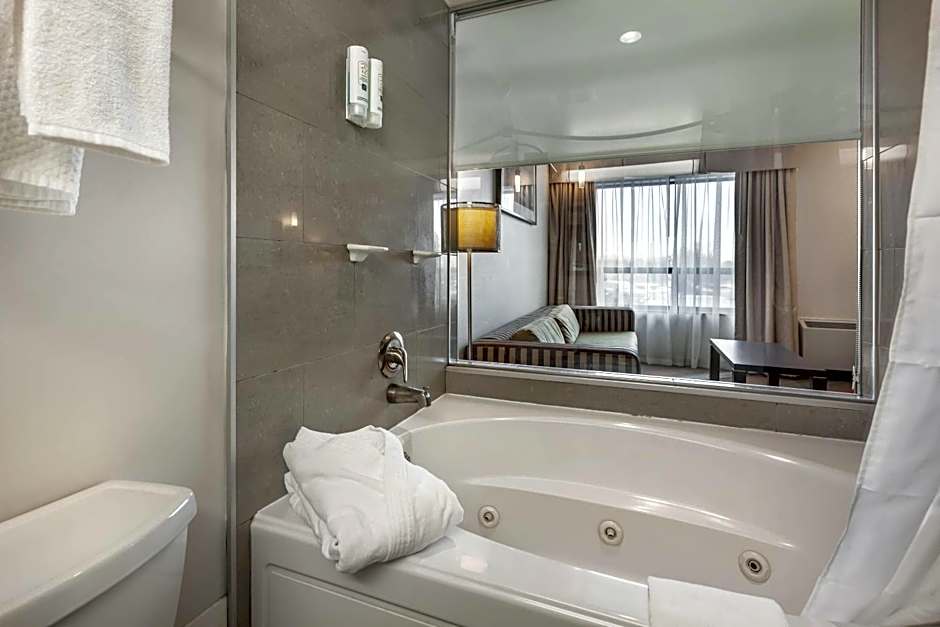 Quality Hotel Burlington