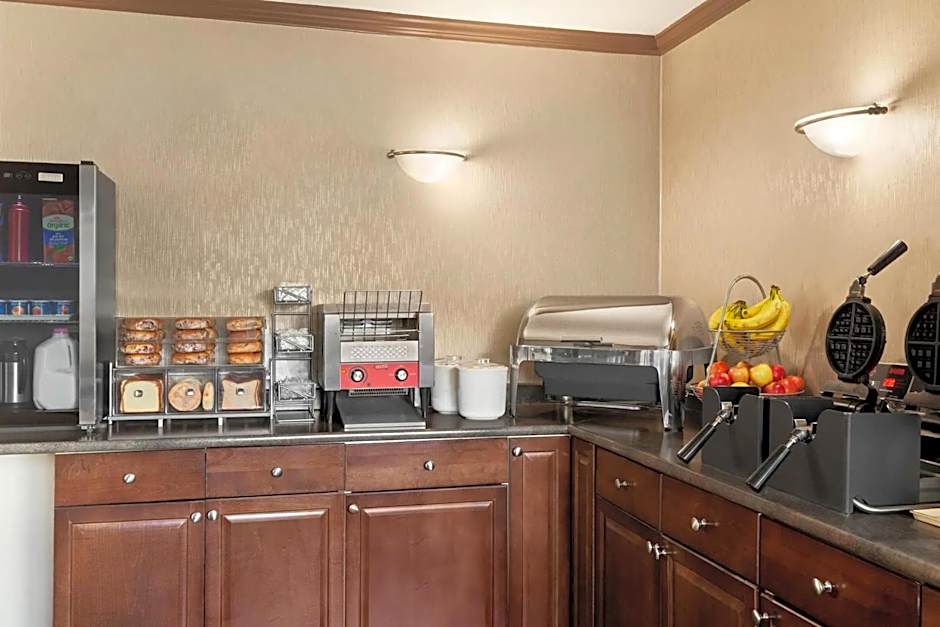 Quality Inn & Suites