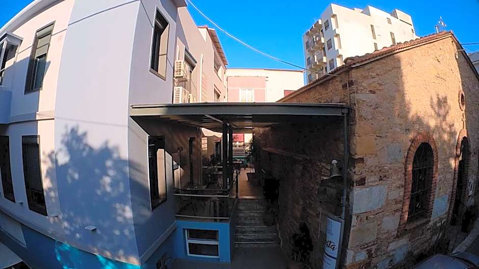 Data Chios Center semi basement